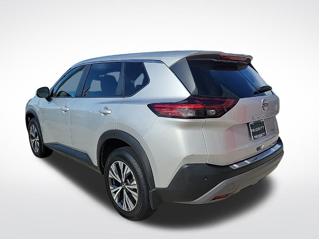 Thumbnail: 2022 Nissan Rogue - 3