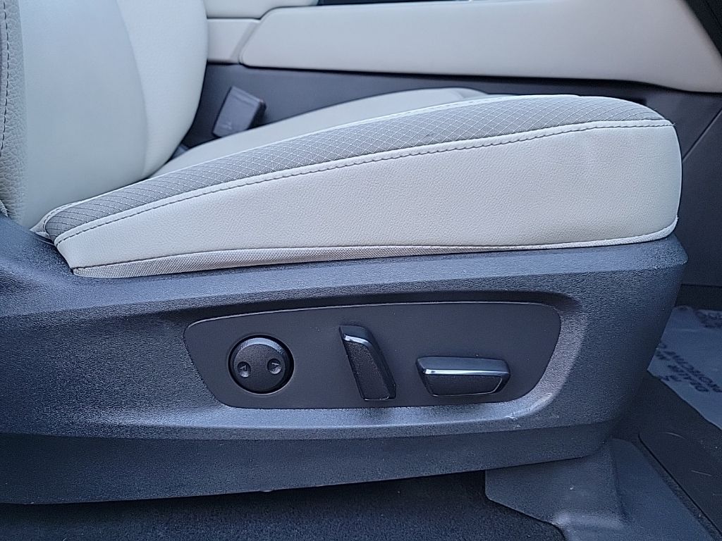 Thumbnail: 2024 Nissan Pathfinder - 20