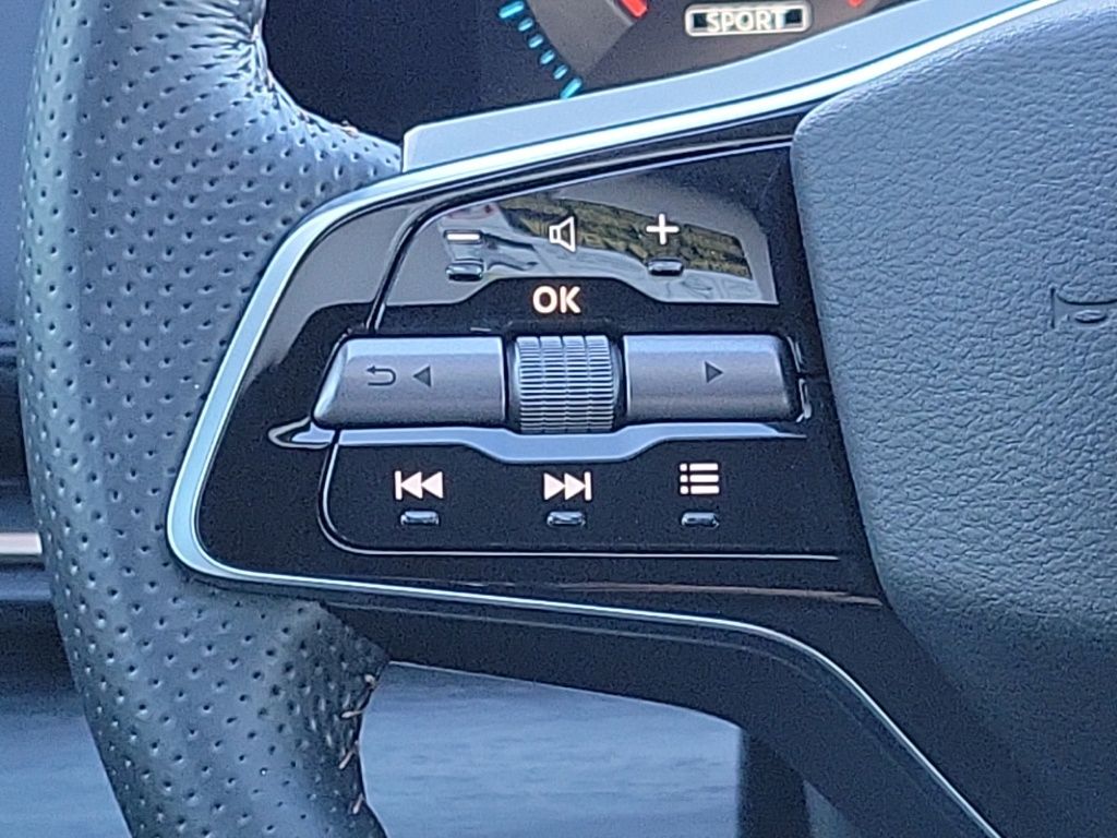 Thumbnail: 2023 Nissan Ariya - 22