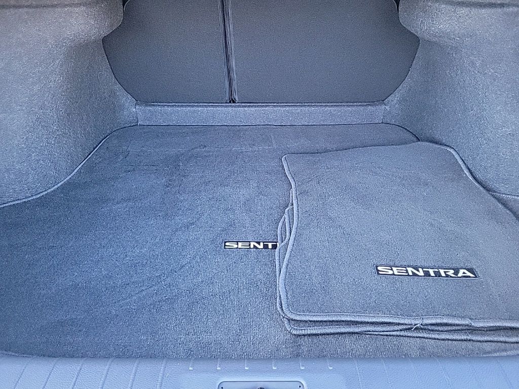 Thumbnail: 2025 Nissan Sentra - 17