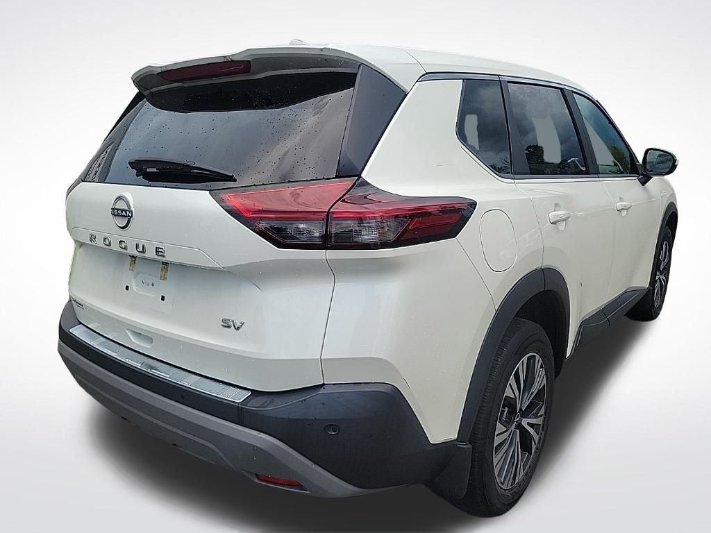 2023 Nissan Rogue SV 4