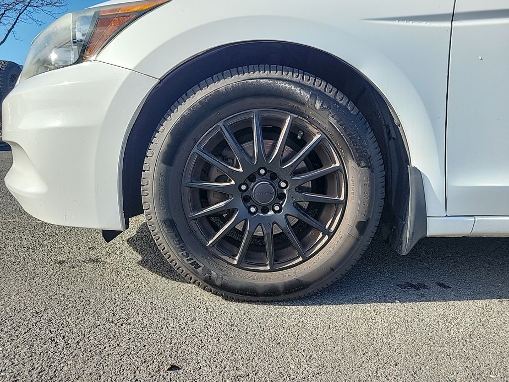 Thumbnail: 2012 Honda Accord - 9