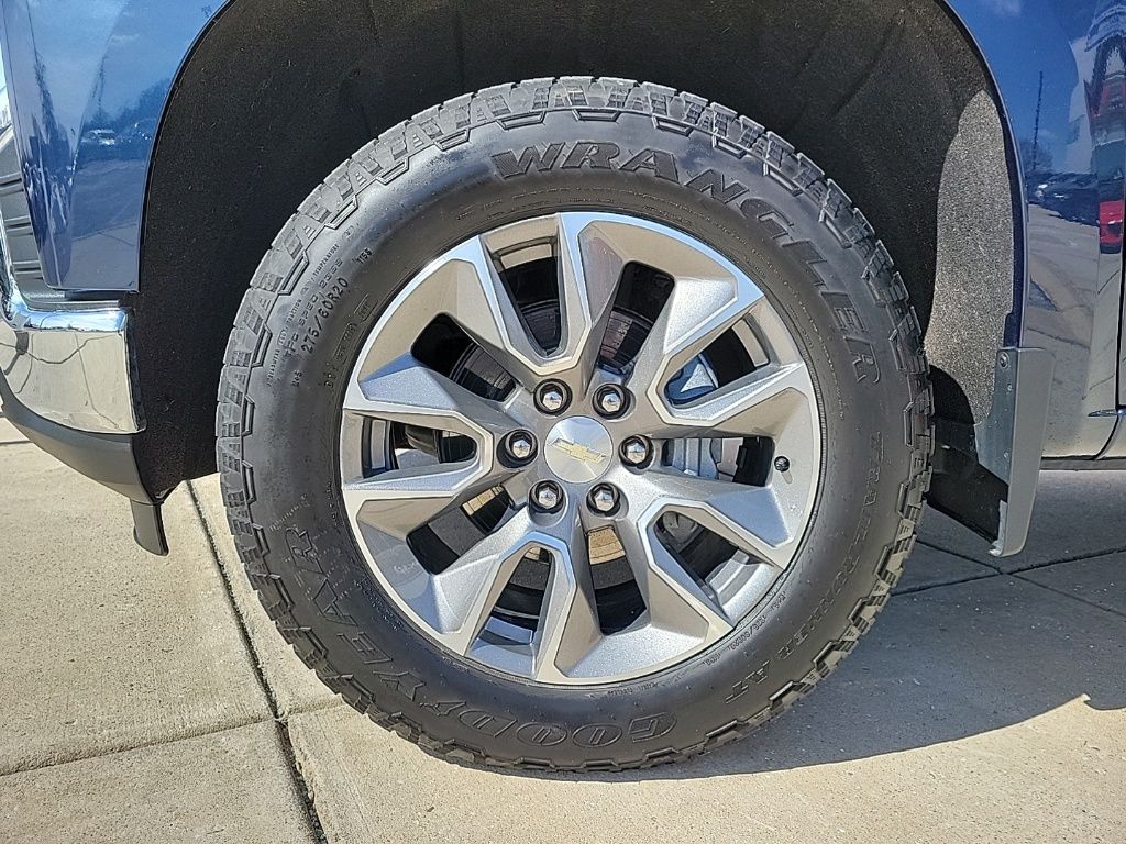 Thumbnail: 2021 Chevrolet Silverado 1500 - 8