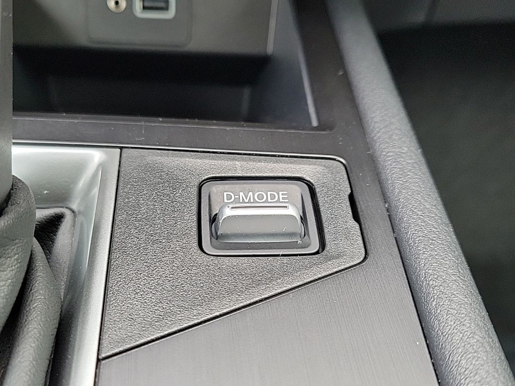 Thumbnail: 2025 Nissan Kicks - 26