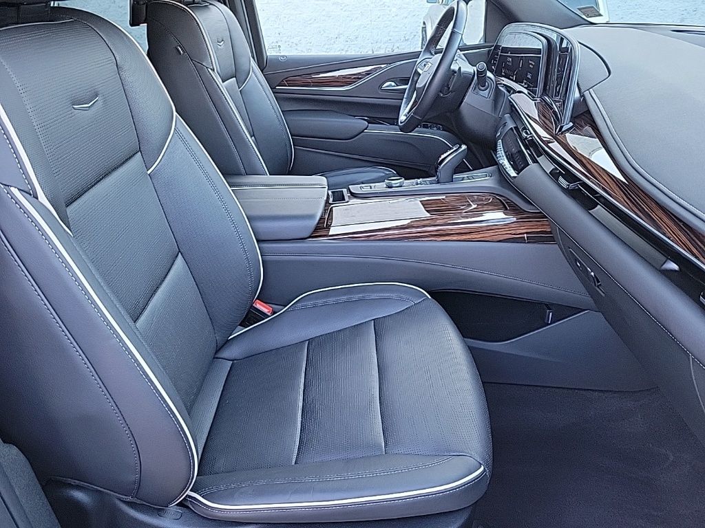 Thumbnail: 2023 Cadillac Escalade - 21