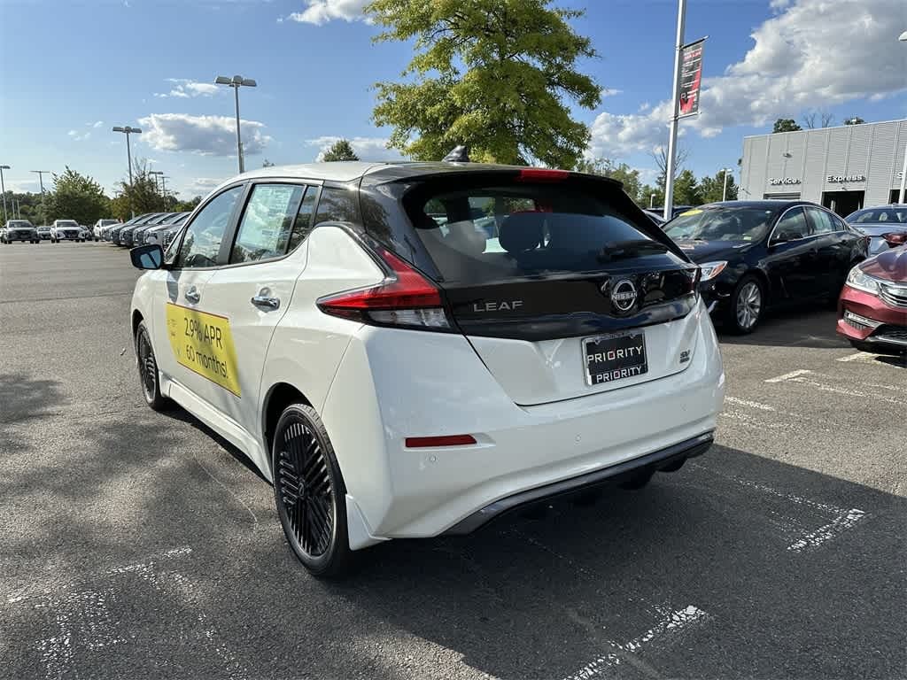 New 2024 Nissan LEAF Hatchback SV PLUS Super Black/Pearl White For Sale