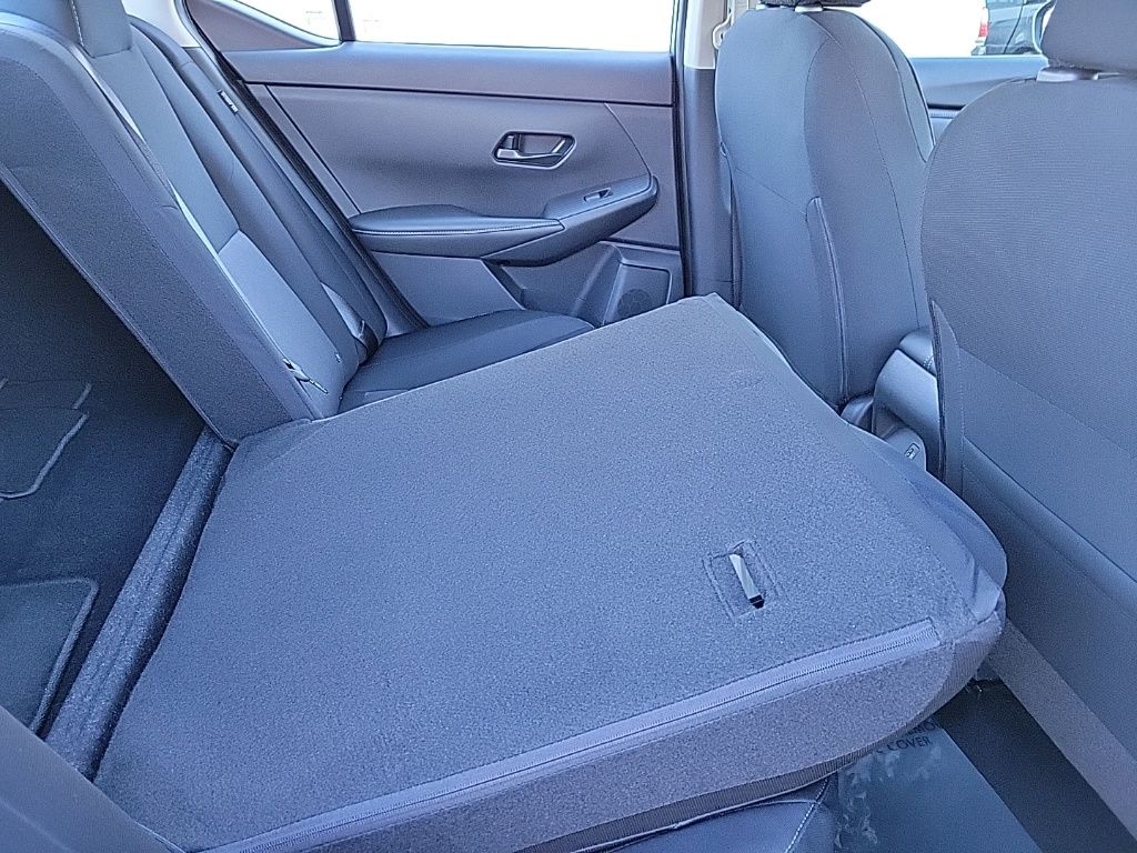 Thumbnail: 2025 Nissan Sentra - 15