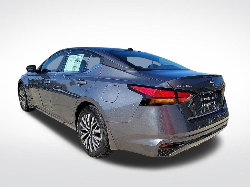 Thumbnail: 2026 Nissan Altima - 3