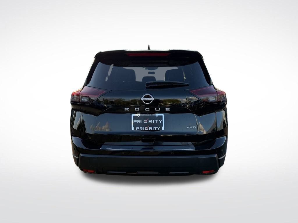2025 Nissan Rogue SV 4