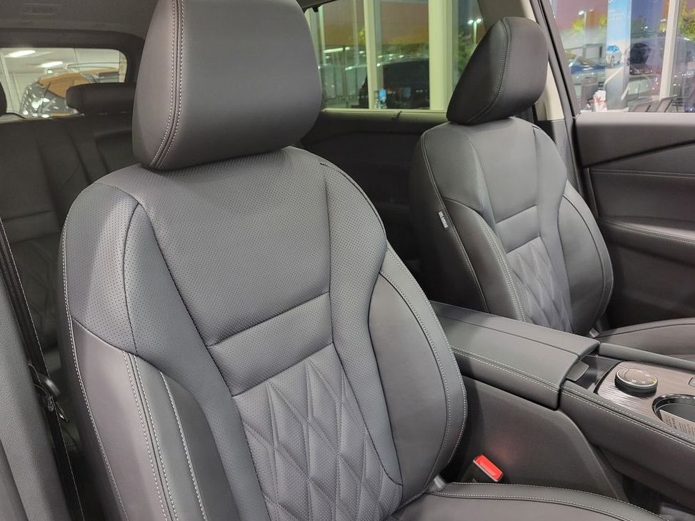 Thumbnail: 2026 Nissan Rogue - 32