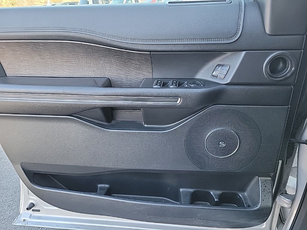 Thumbnail: 2018 Ford Expedition - 26