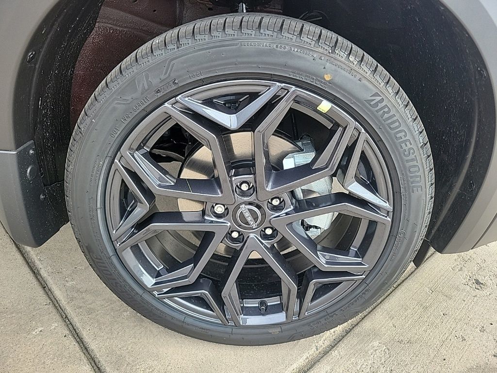 Thumbnail: 2025 Nissan Kicks - 9