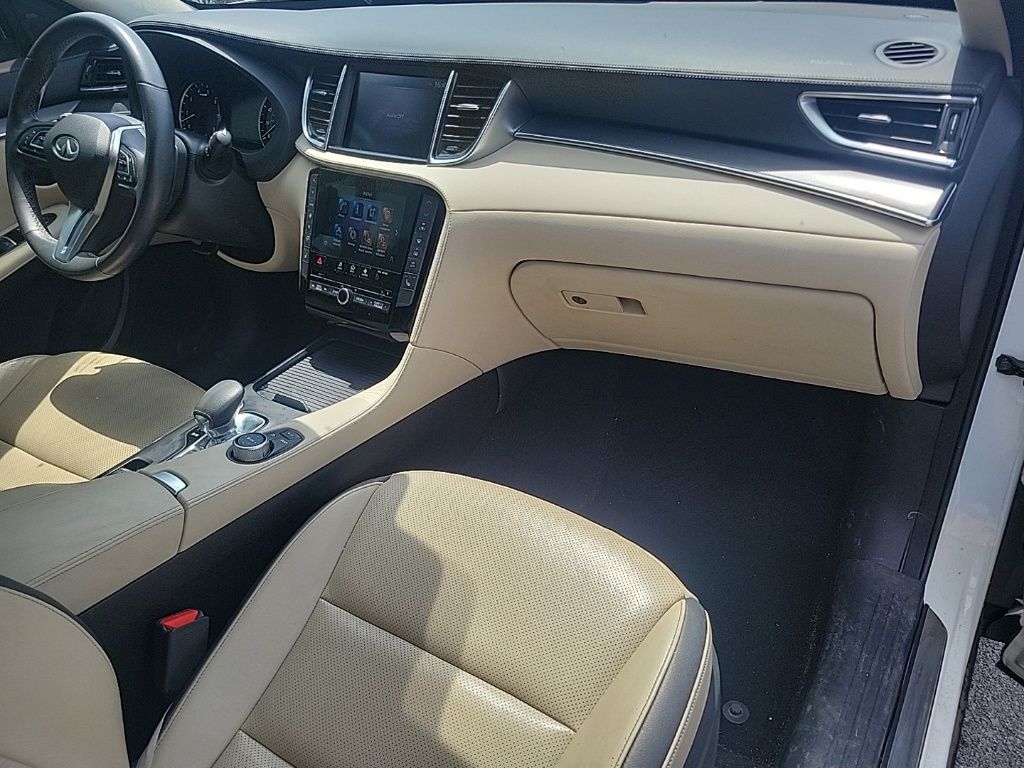 Thumbnail: 2022 INFINITI QX50 - 11