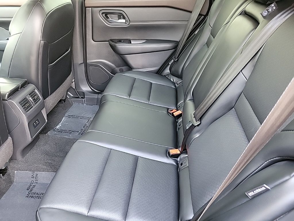 Thumbnail: 2023 Nissan Rogue - 12