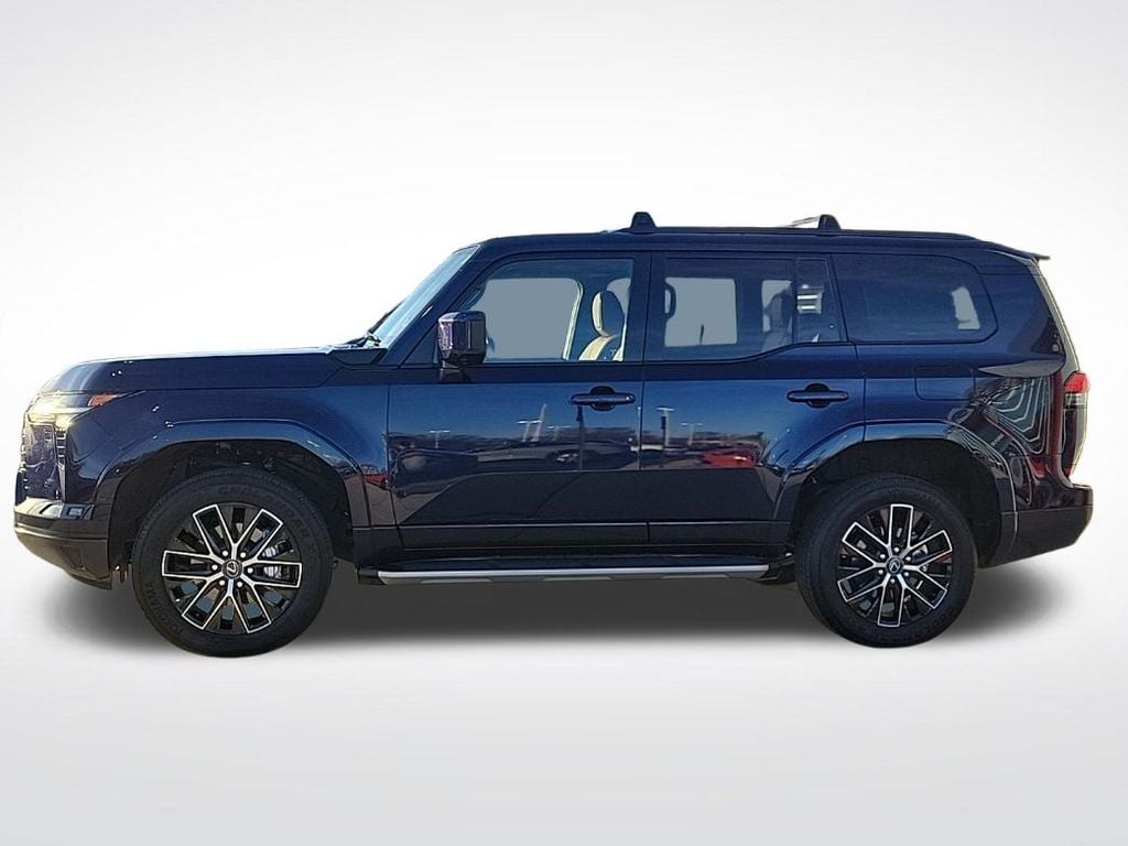 Thumbnail: 2024 Lexus GX - 2
