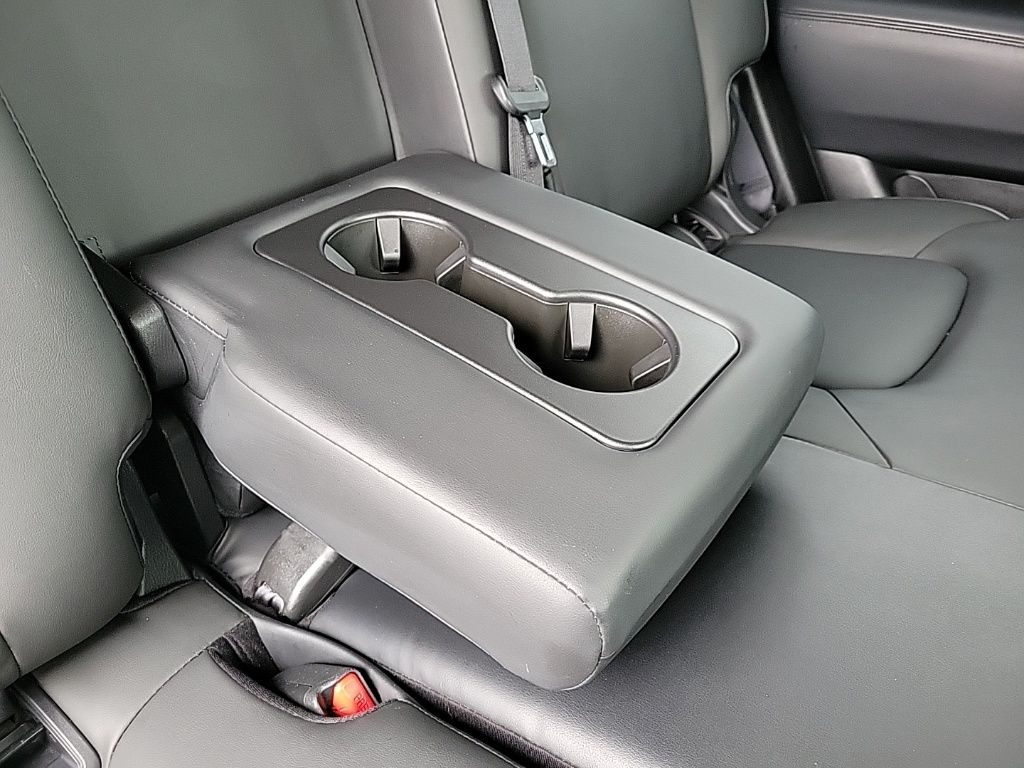 Thumbnail: 2023 Nissan Armada - 14