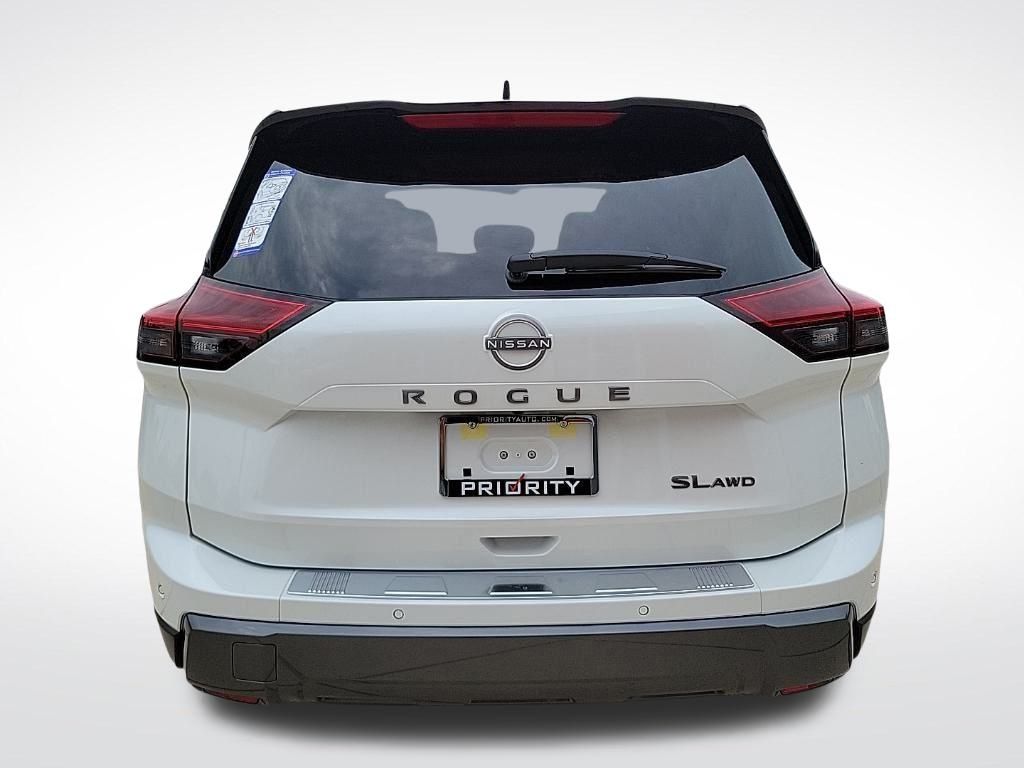 Thumbnail: 2025 Nissan Rogue - 4