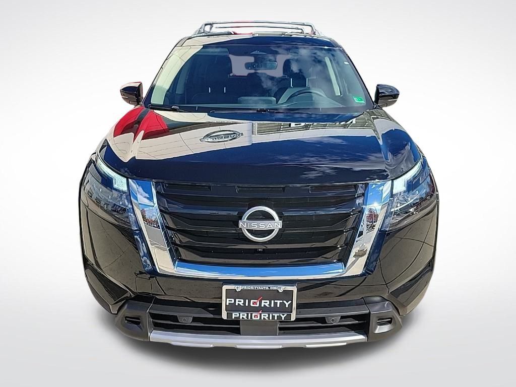 Thumbnail: 2025 Nissan Pathfinder - 8
