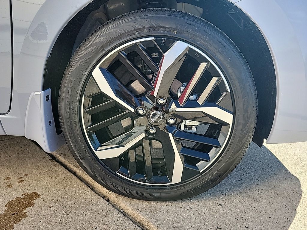 Thumbnail: 2025 Nissan Versa - 9