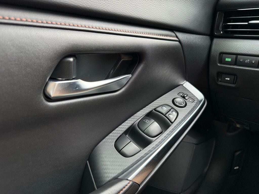 2023 Nissan Sentra SR 13