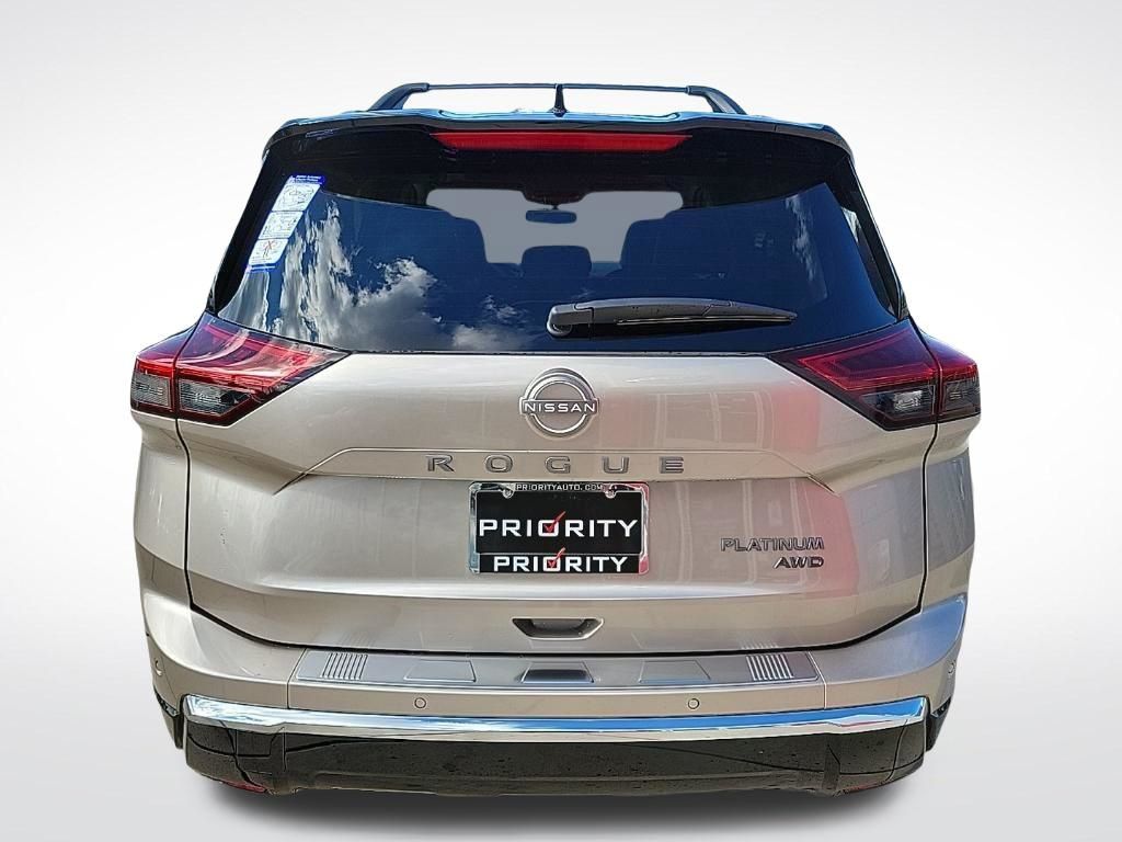 Thumbnail: 2026 Nissan Rogue - 4