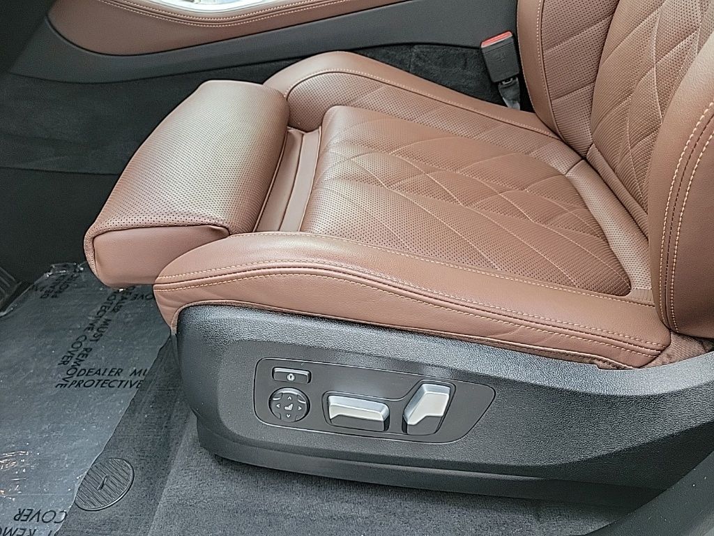 Thumbnail: 2023 BMW X5 - 10