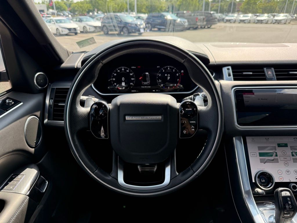 Thumbnail: 2019 Land Rover Range Rover Sport - 16