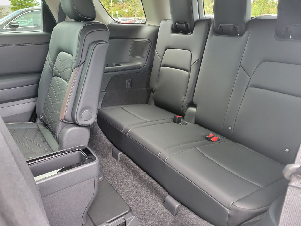 Thumbnail: 2025 Nissan Pathfinder - 19