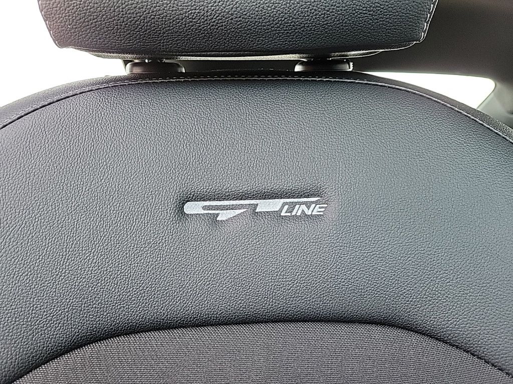 Thumbnail: 2023 Kia Forte - 14