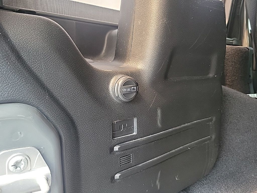 2018 Jeep Wrangler Unlimited Sahara 17