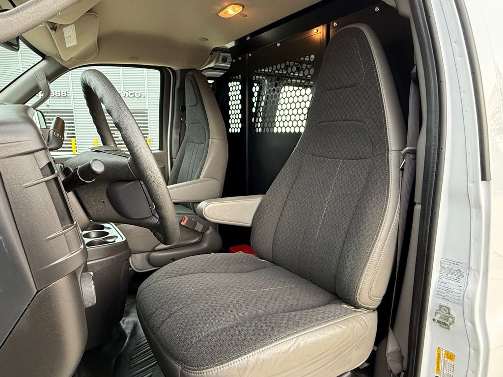 Thumbnail: 2023 Chevrolet Express - 13