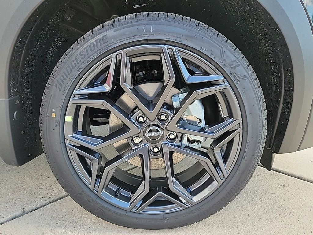 Thumbnail: 2026 Nissan Kicks - 9