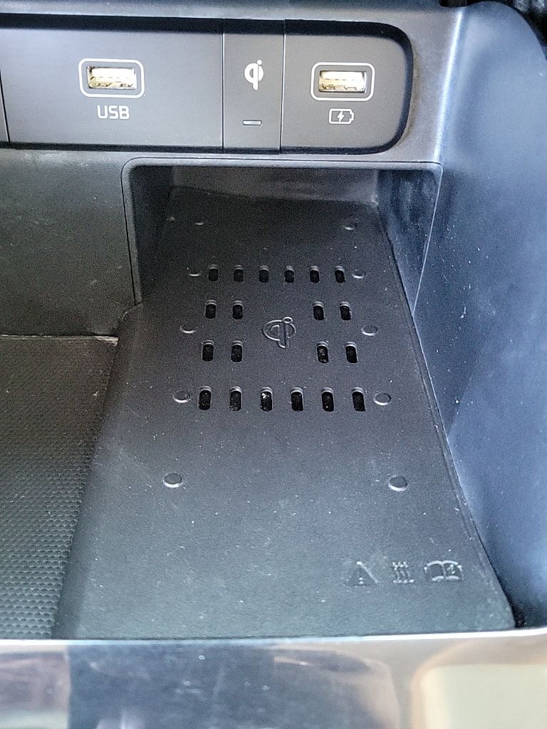 Thumbnail: 2022 Kia Sorento - 35