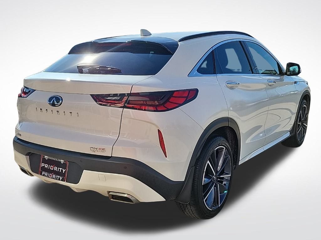 Thumbnail: 2023 INFINITI QX55 - 5