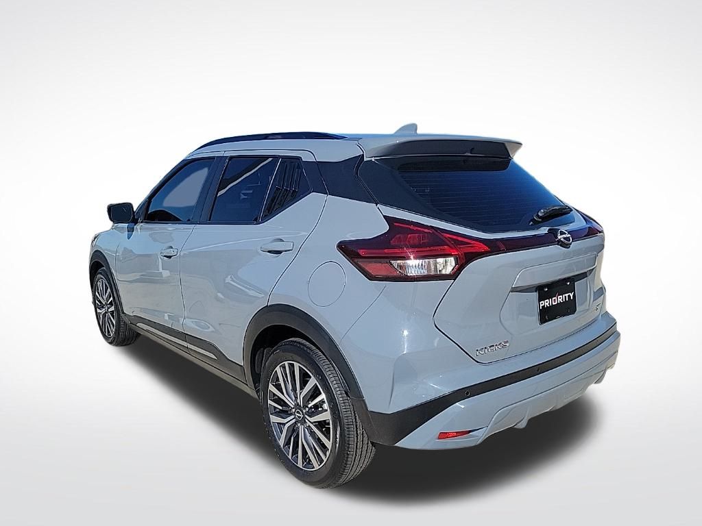 Thumbnail: 2022 Nissan Kicks - 3