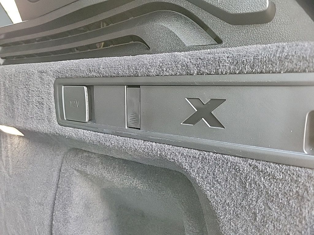 Thumbnail: 2023 BMW X5 - 16