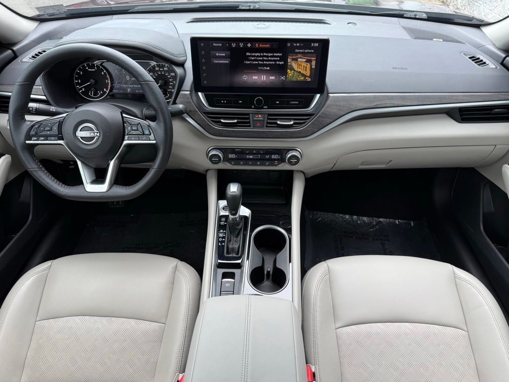 Thumbnail: 2024 Nissan Altima - 20