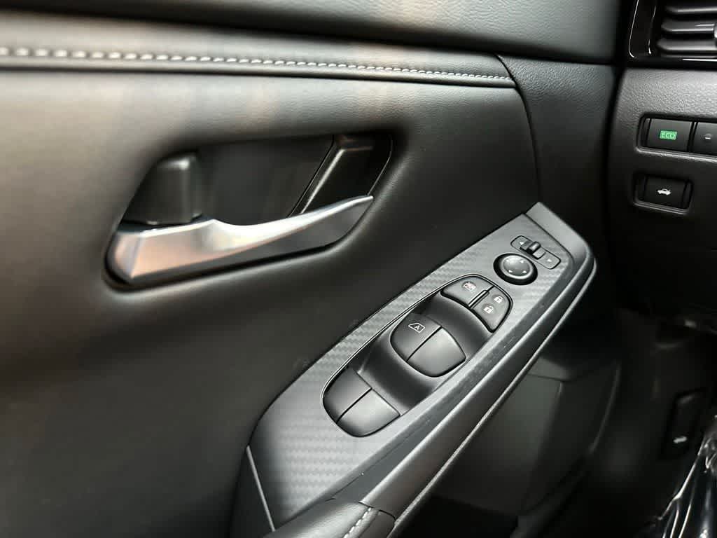 Thumbnail: 2025 Nissan Sentra - 14