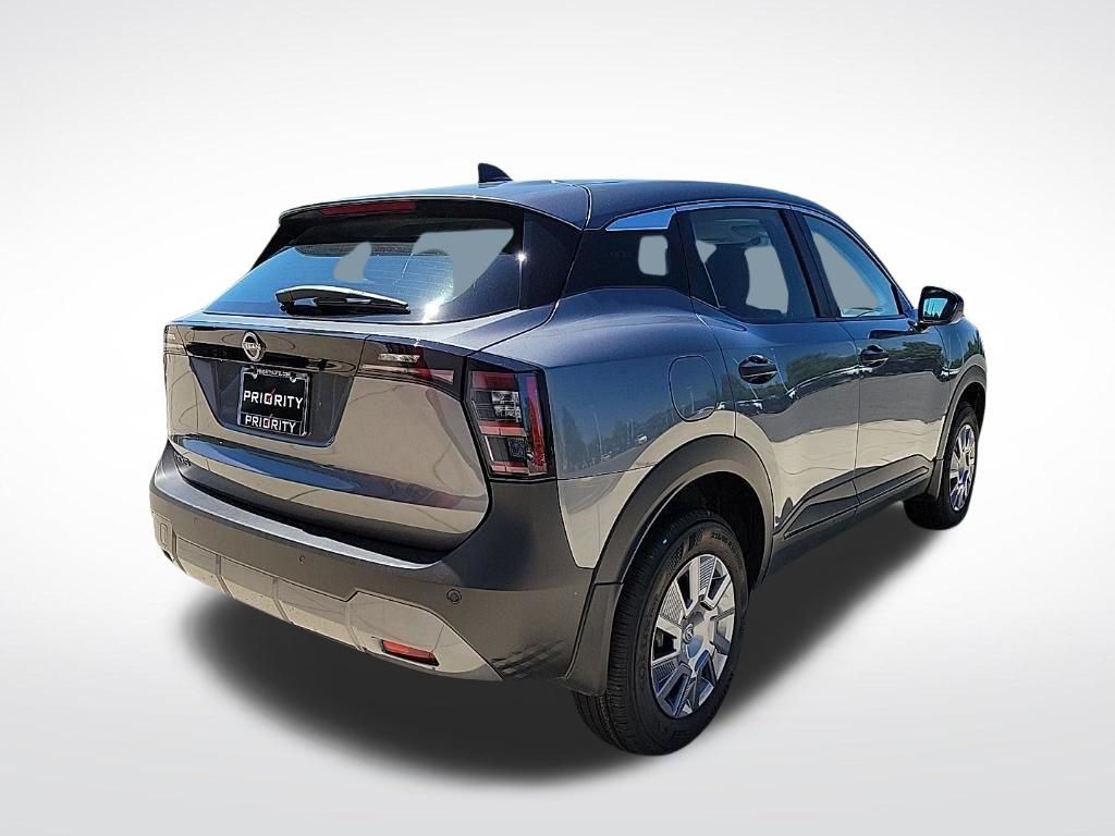 Thumbnail: 2026 Nissan Kicks - 4