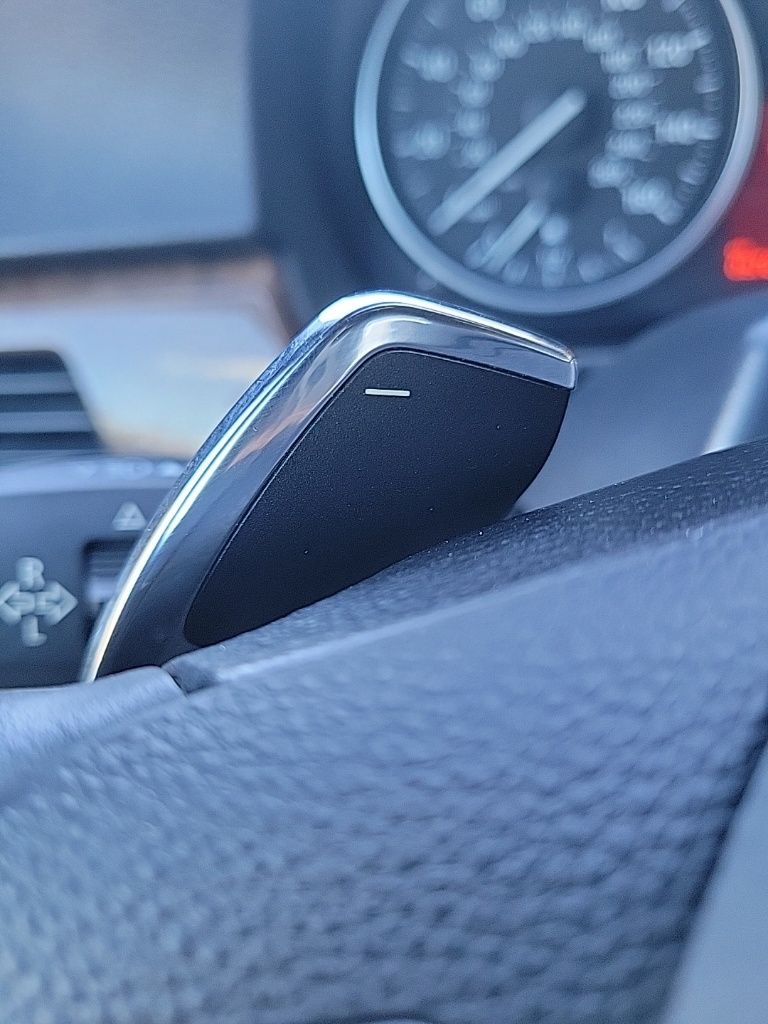 Thumbnail: 2011 BMW 3 Series - 38