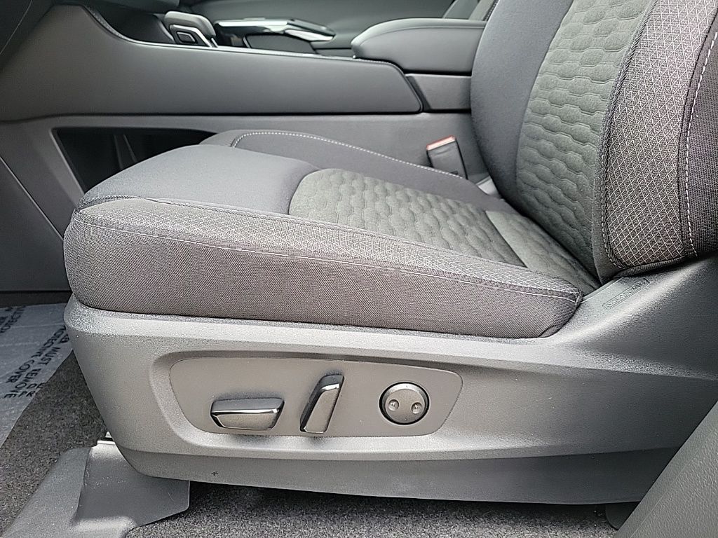 Thumbnail: 2026 Nissan Pathfinder - 12