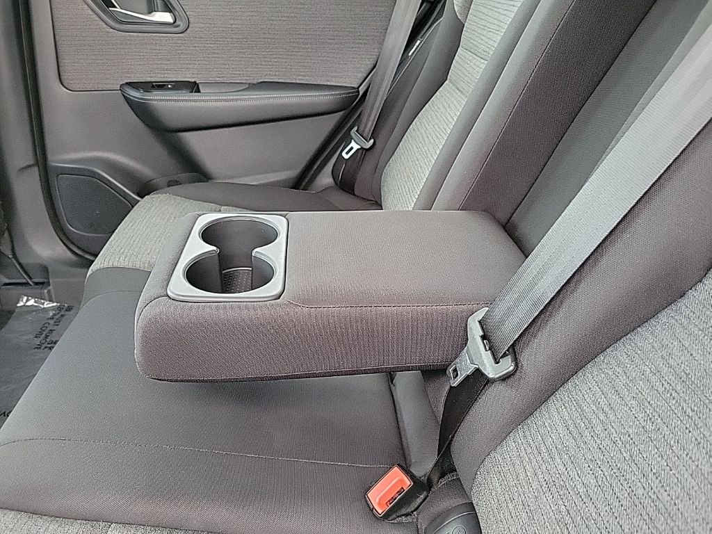 Thumbnail: 2022 Nissan Rogue - 18