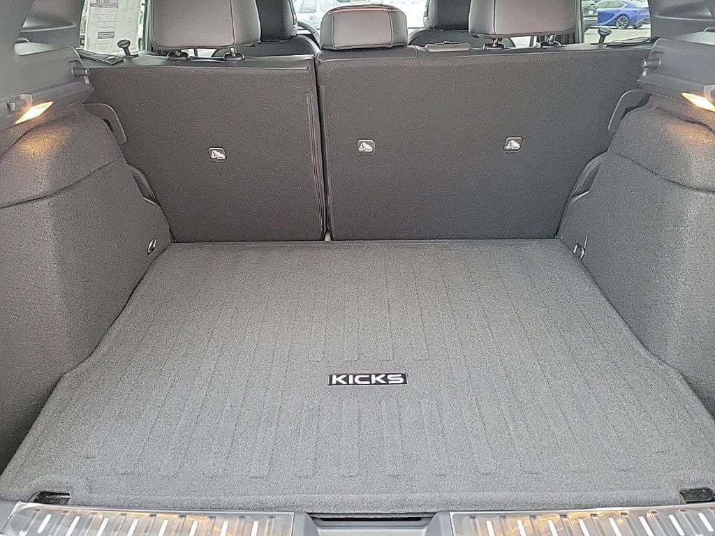 Thumbnail: 2026 Nissan Kicks - 16