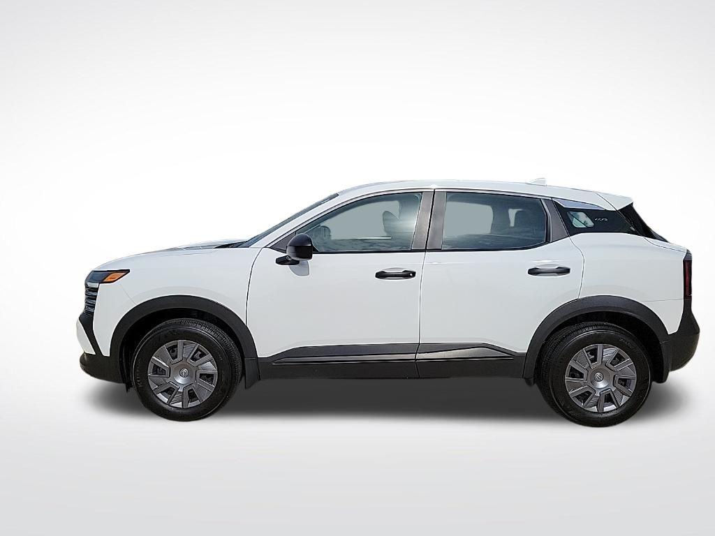 Thumbnail: 2025 Nissan Kicks - 2
