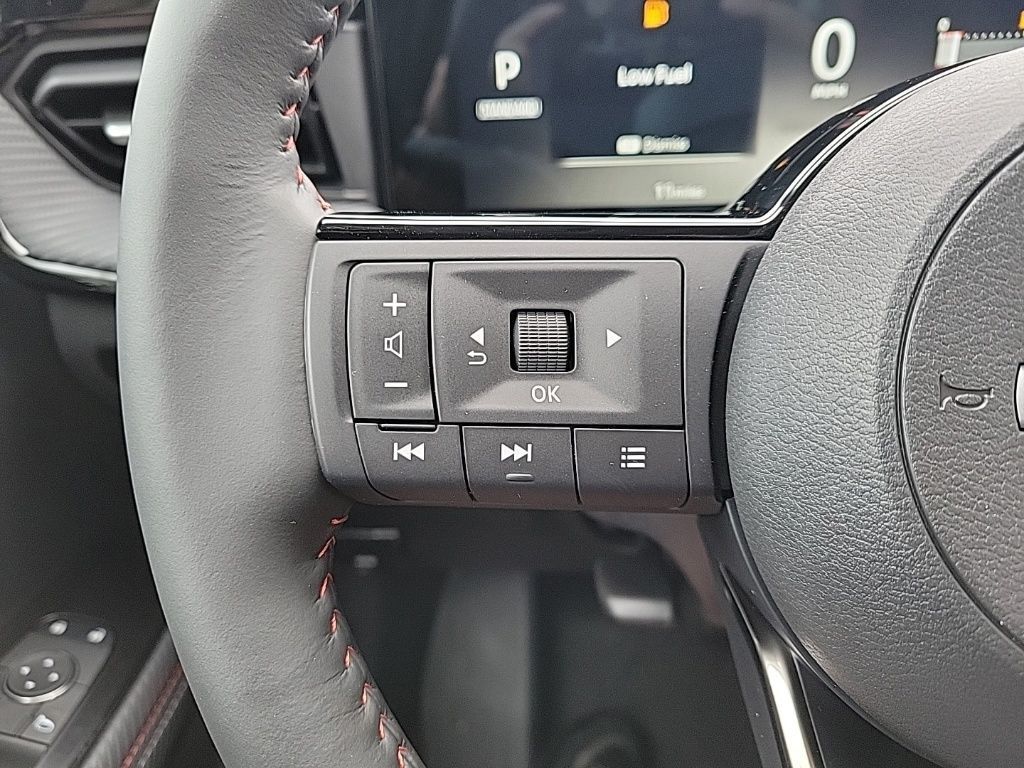 Thumbnail: 2026 Nissan Kicks - 19