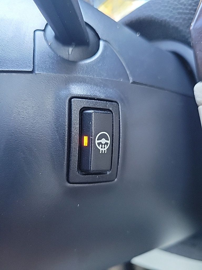 Thumbnail: 2011 BMW 3 Series - 34