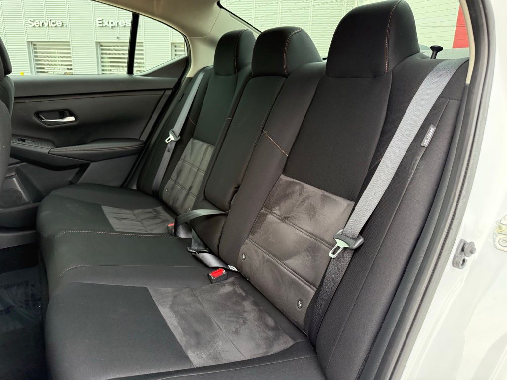 2023 Nissan Sentra SR 25