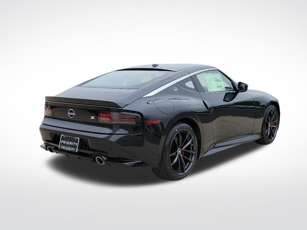 Thumbnail: 2026 Nissan Z - 4