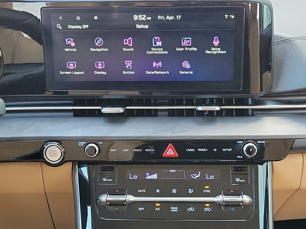 Thumbnail: 2022 Kia Carnival - 25