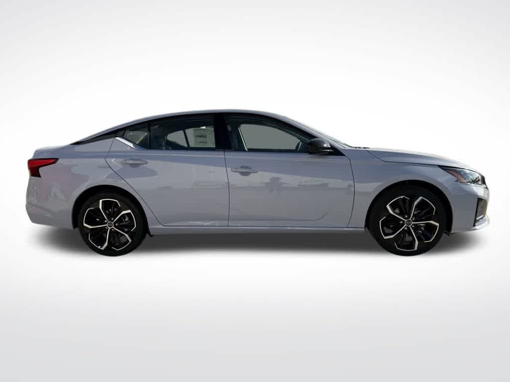 Thumbnail: 2025 Nissan Altima - 6